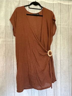 Tahari Rust Brown Wrap-Style Short Sleeve Tunic with Ring